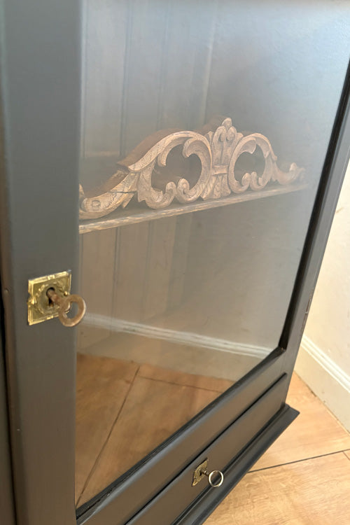 Barskab / hængevitrine