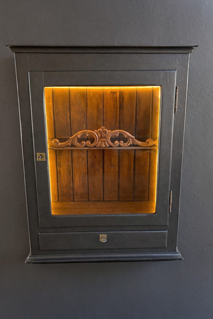 Barskab / hængevitrine