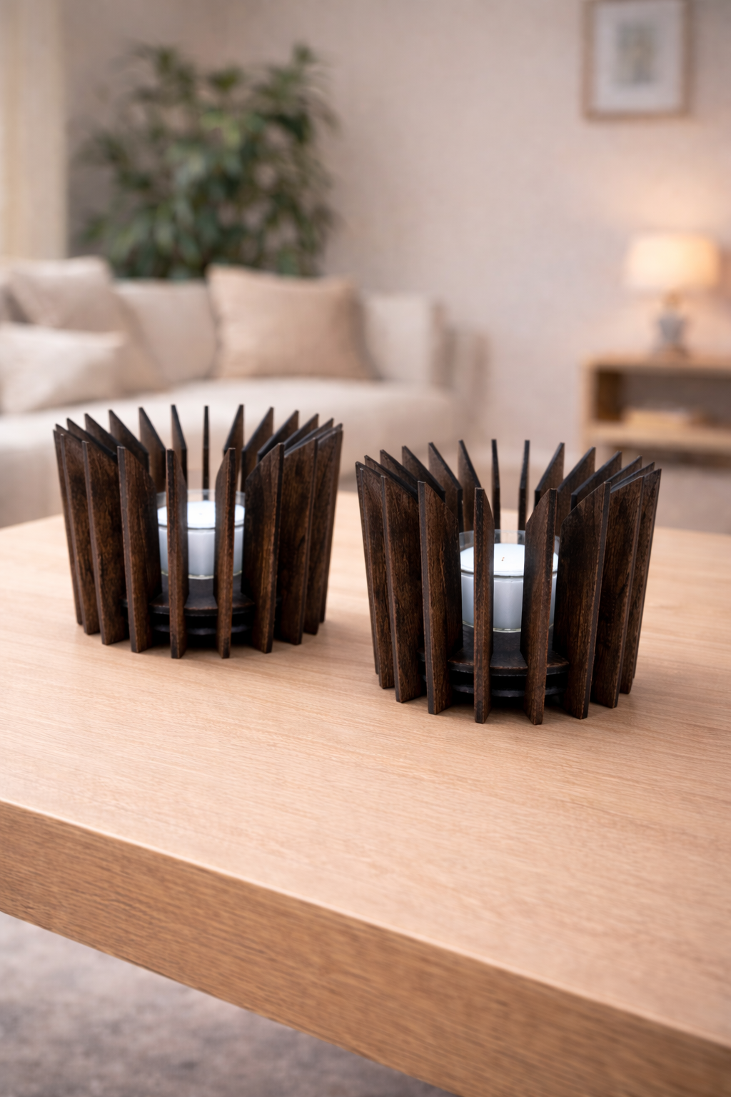 Fyrfadsstager – lysestageri mørk olieret træ - sæt med to