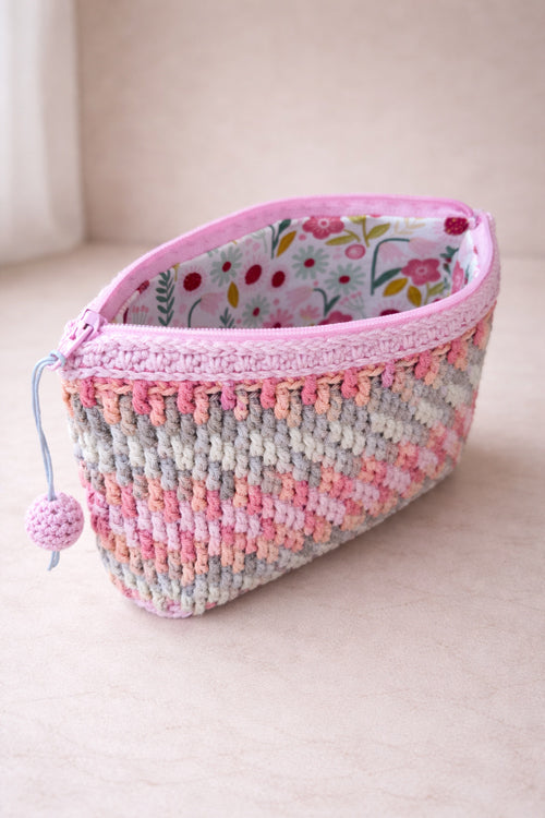 Hæklet kosmetikpung - håndlavet